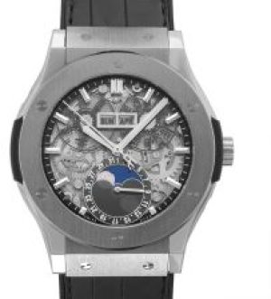 Hublot Classic Fusion Aerofusion Moonphase Titaniu